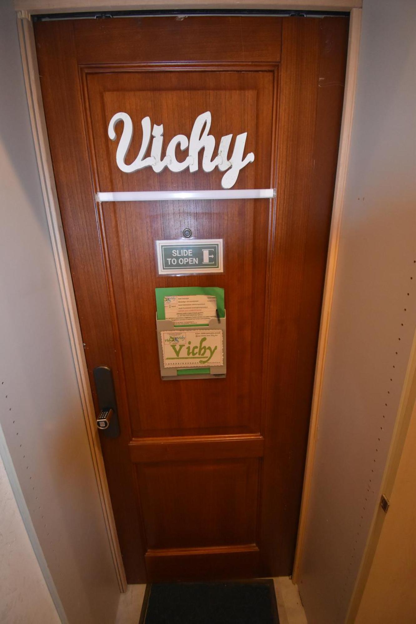 Vichyenichy Hotel Morena Exterior photo