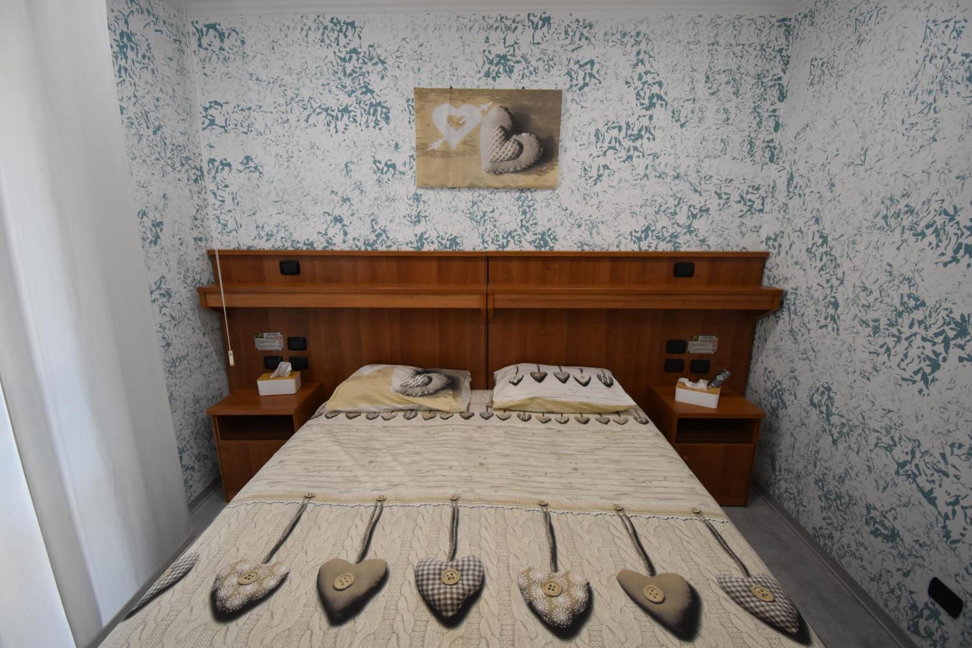 Vichyenichy Hotel Morena Room photo