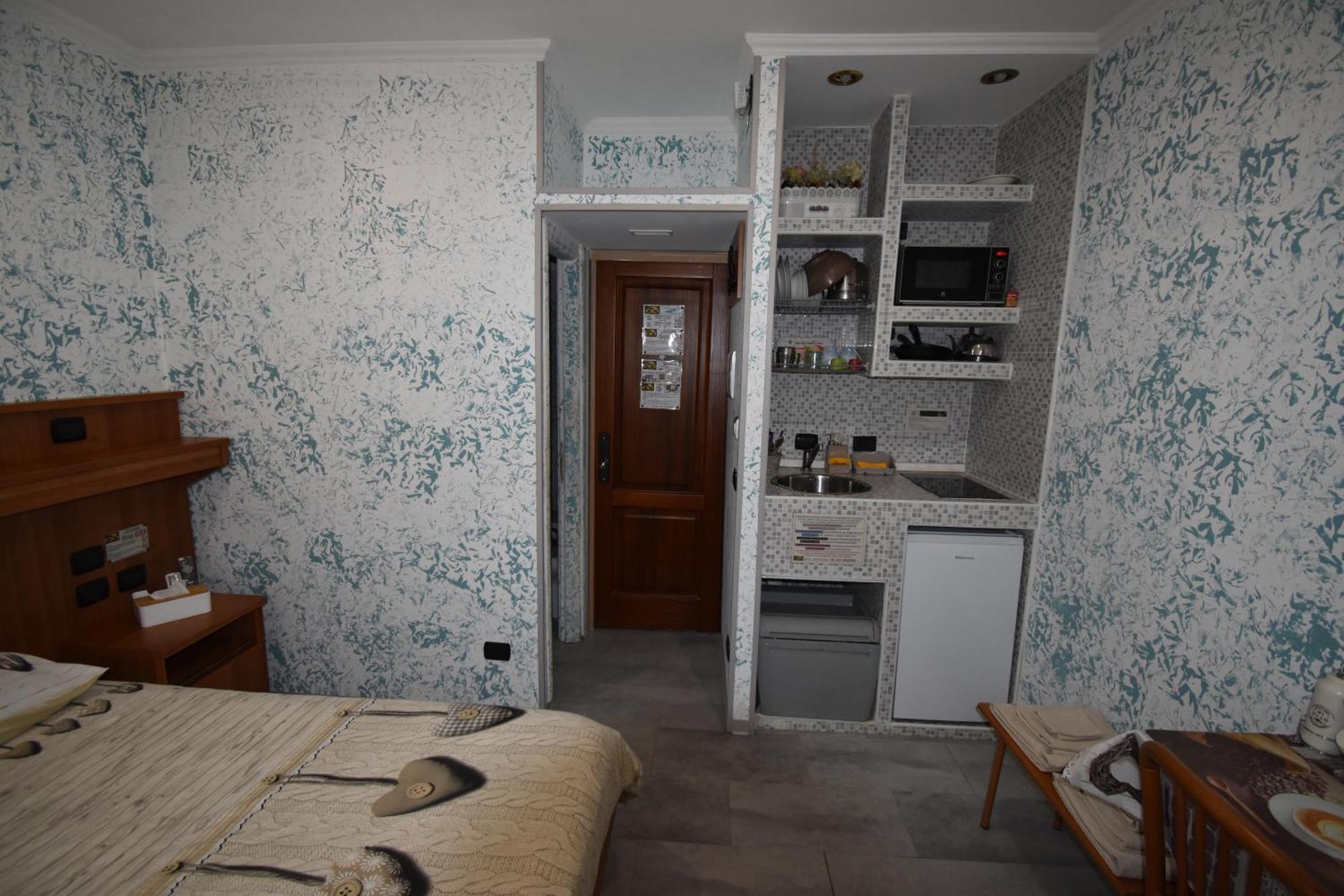 Vichyenichy Hotel Morena Room photo